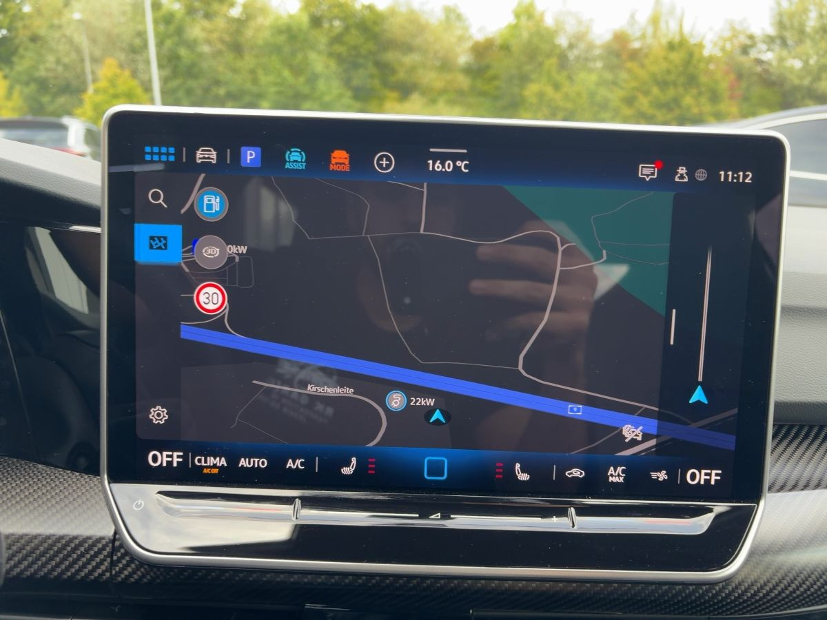Golf VIII R 2.0 TSI DSG 4M