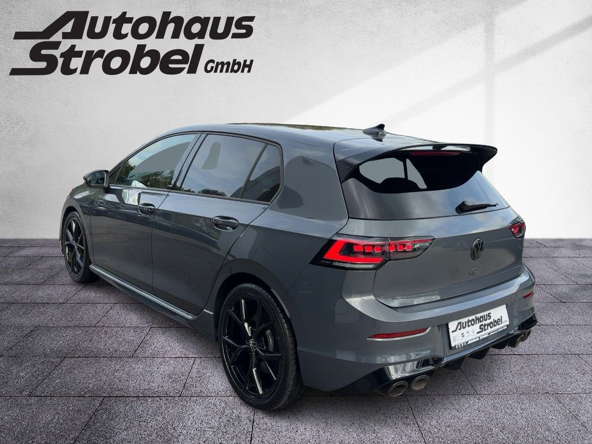 Golf VIII R 2.0 TSI DSG 4M