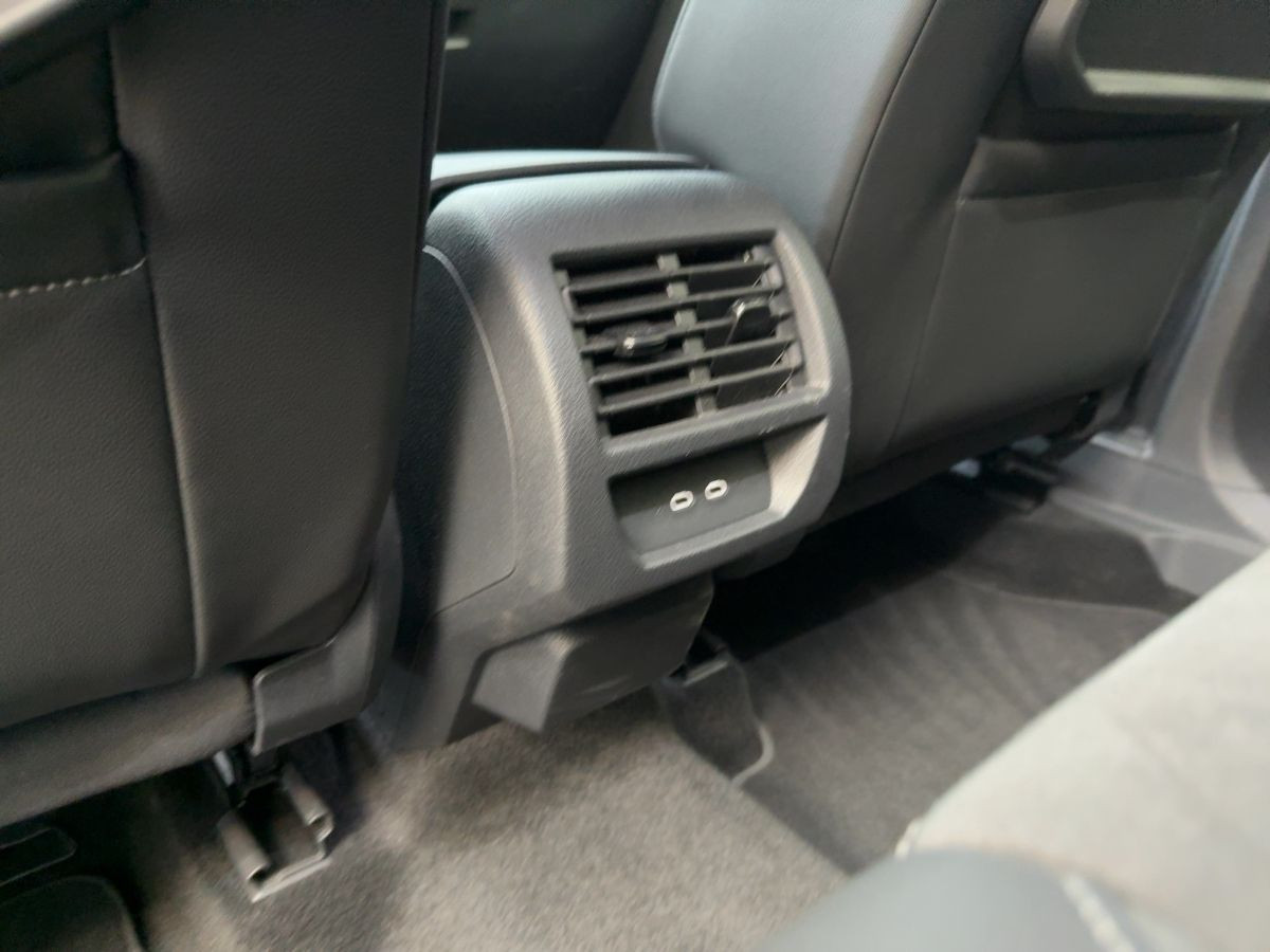 Caddy 1.5 TSI Style LED Kamera Tempo Lane Ass. Sitzh. Bluet.