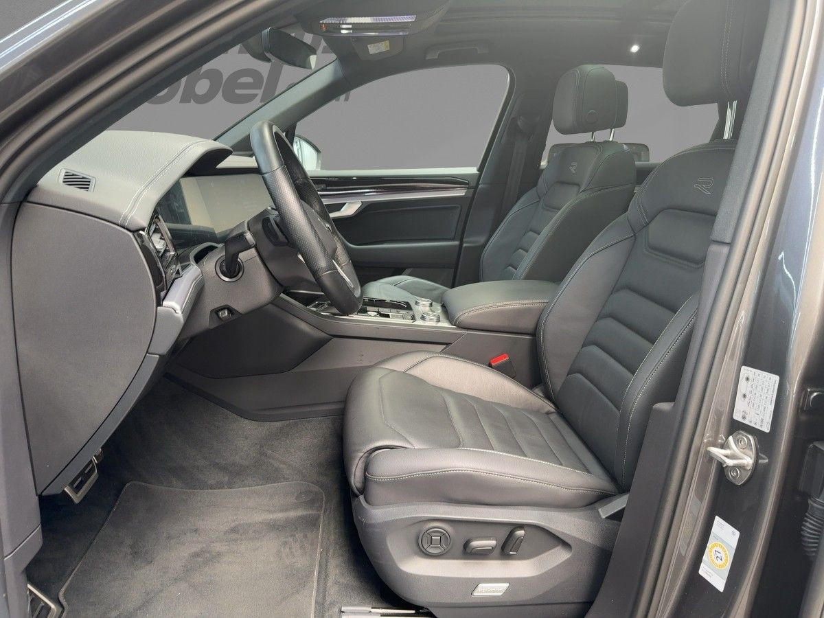 Touareg 3.0 V6 TDI DSG 4M R-Line AHK Navi Pano Standh. Area View