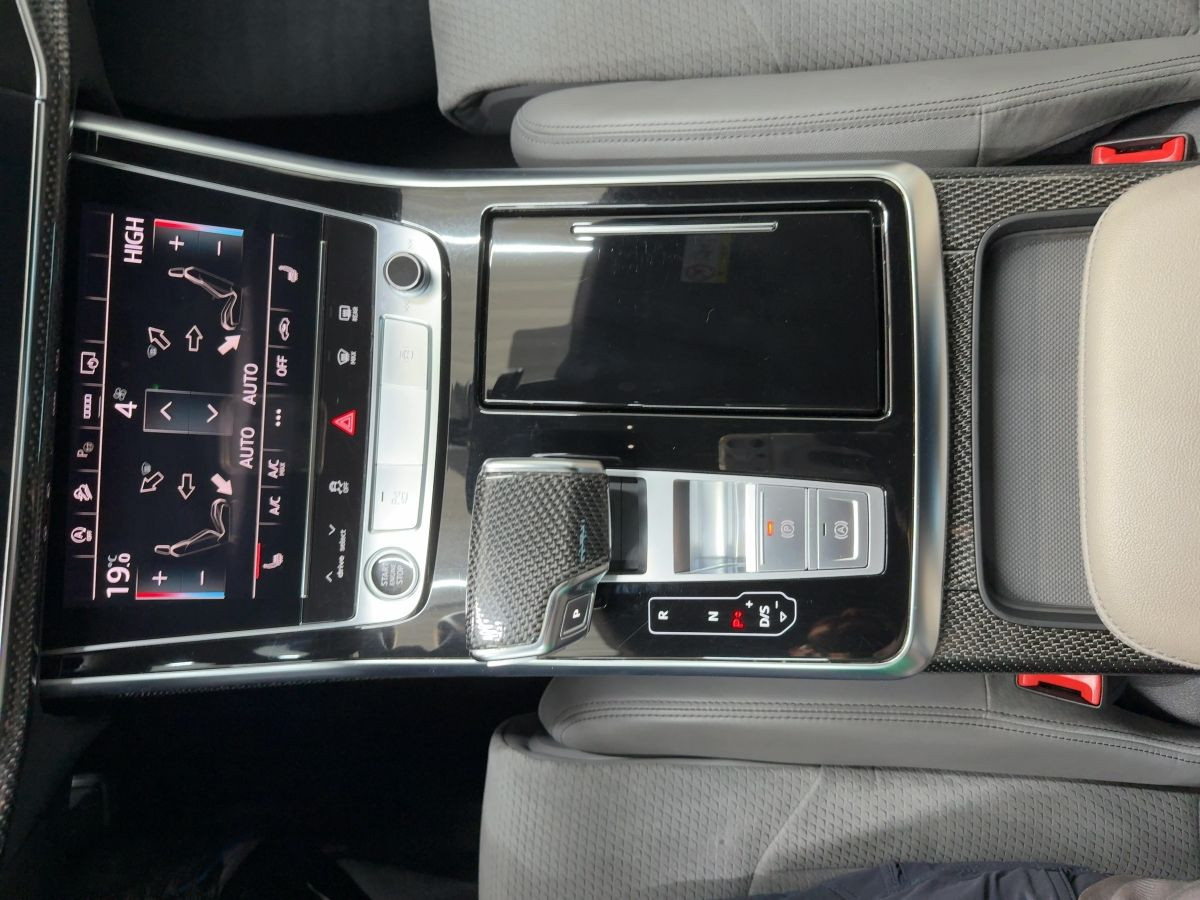 Q8 3.0 V6 TDI Tiptronic S-Line Quattro Competition Plus LED Navi Tempo