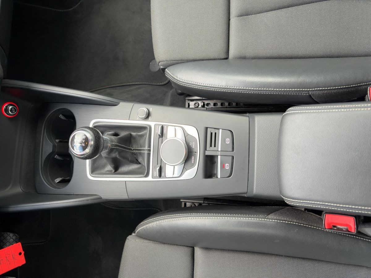 A3 Limousine 2.0 TDI S-Line LED Navi Sitzh. Einparkh. Klima Tempo Start/Stopp