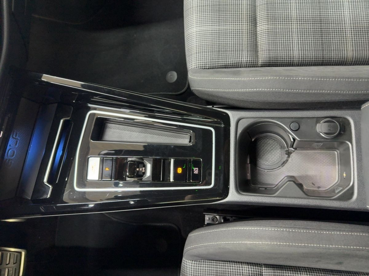 Golf VIII GTD 2.0 TDI DSG AHK ACC LED-Plus Sitzh. Einparkh. Climatronic Lane-Ass.