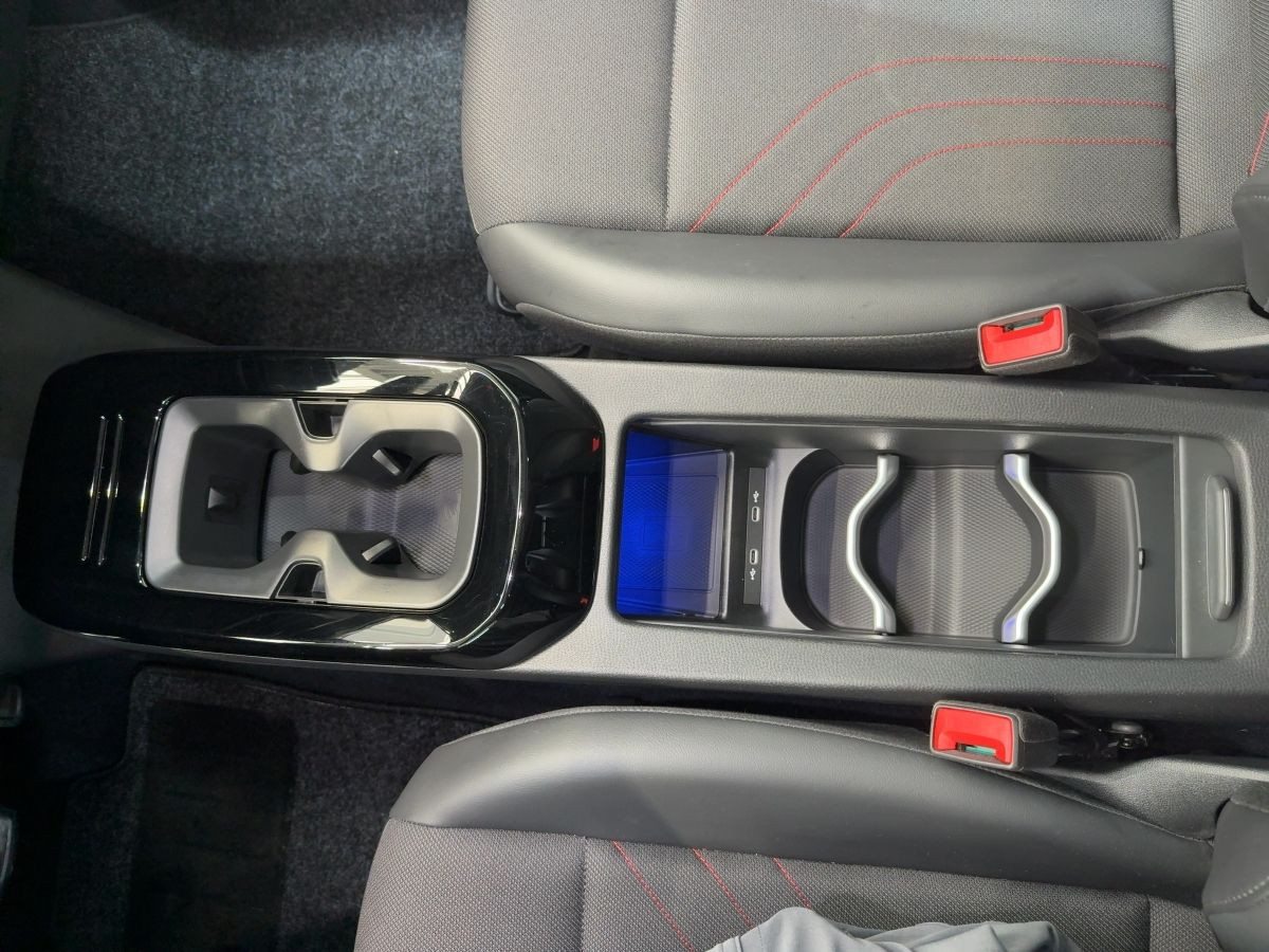 ID.4 GTX 4M 82 kWh ab 2,99% ACC Navi LED-Matrix Pano. Area View Sitzh. Bluet.