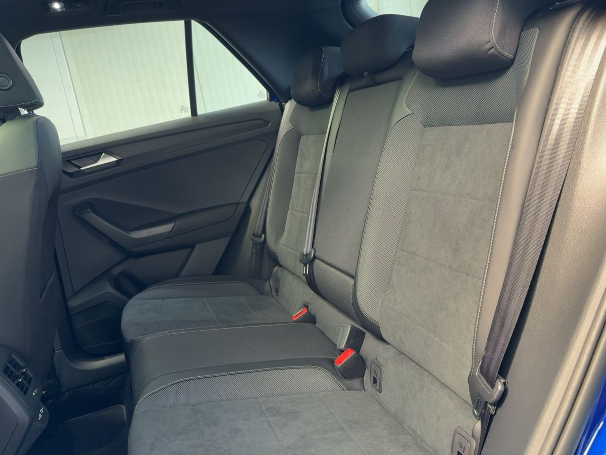 T-Roc 2.0 TSI DSG 4M R-Line ACC Navi LED-Matrix Pano Kamera