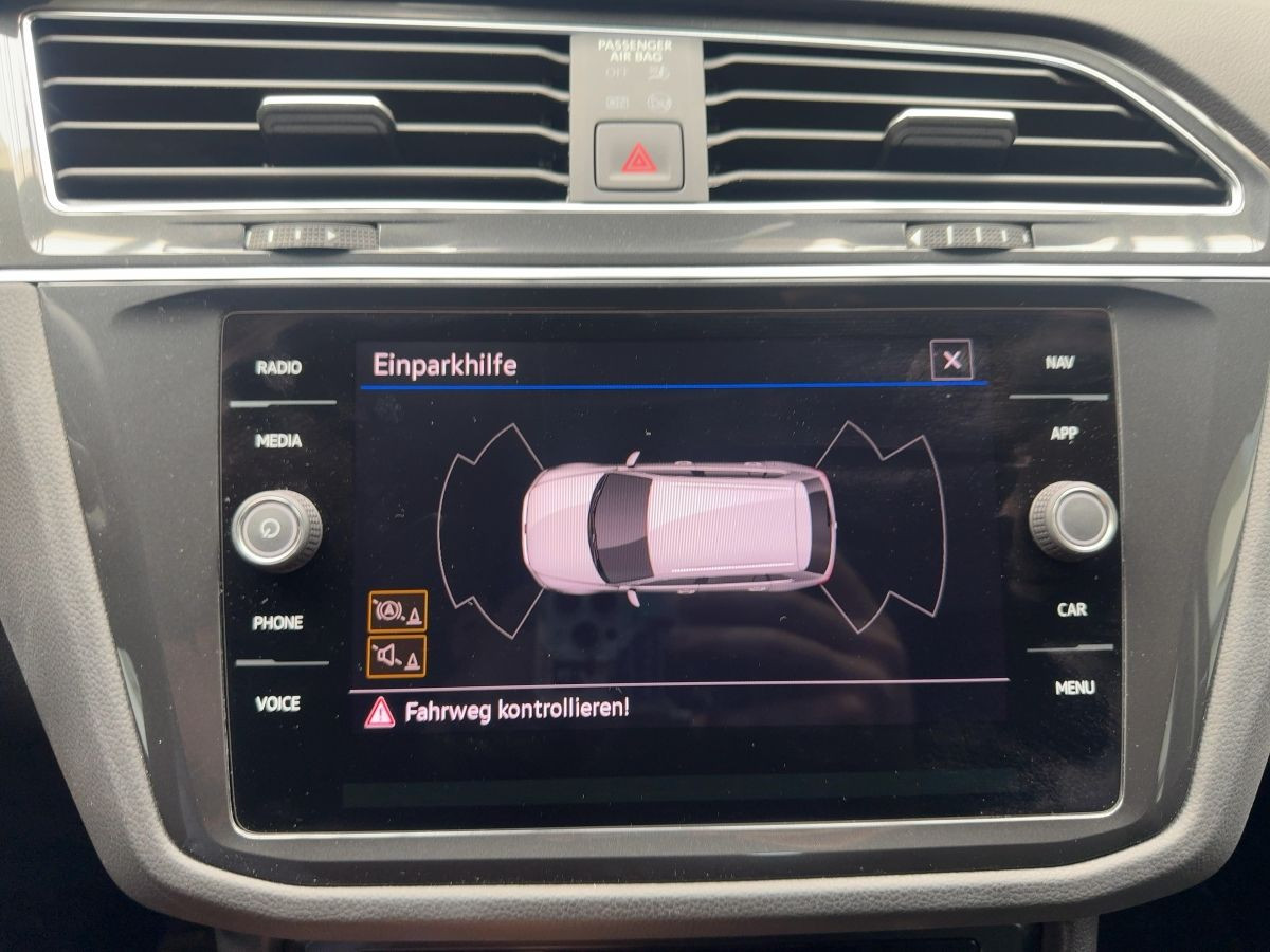 Tiguan 2.0 TDI DSG Elegance ACC Navi LED-Matrix Sitzh. Climatronic Lane-Ass. DAB+