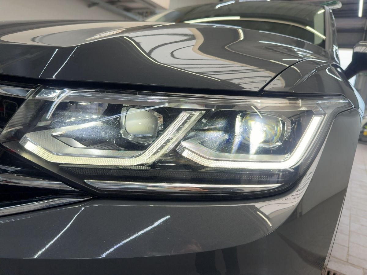 Tiguan 2.0 TDI DSG Elegance ACC Navi LED-Matrix Sitzh. Climatronic Lane-Ass. DAB+