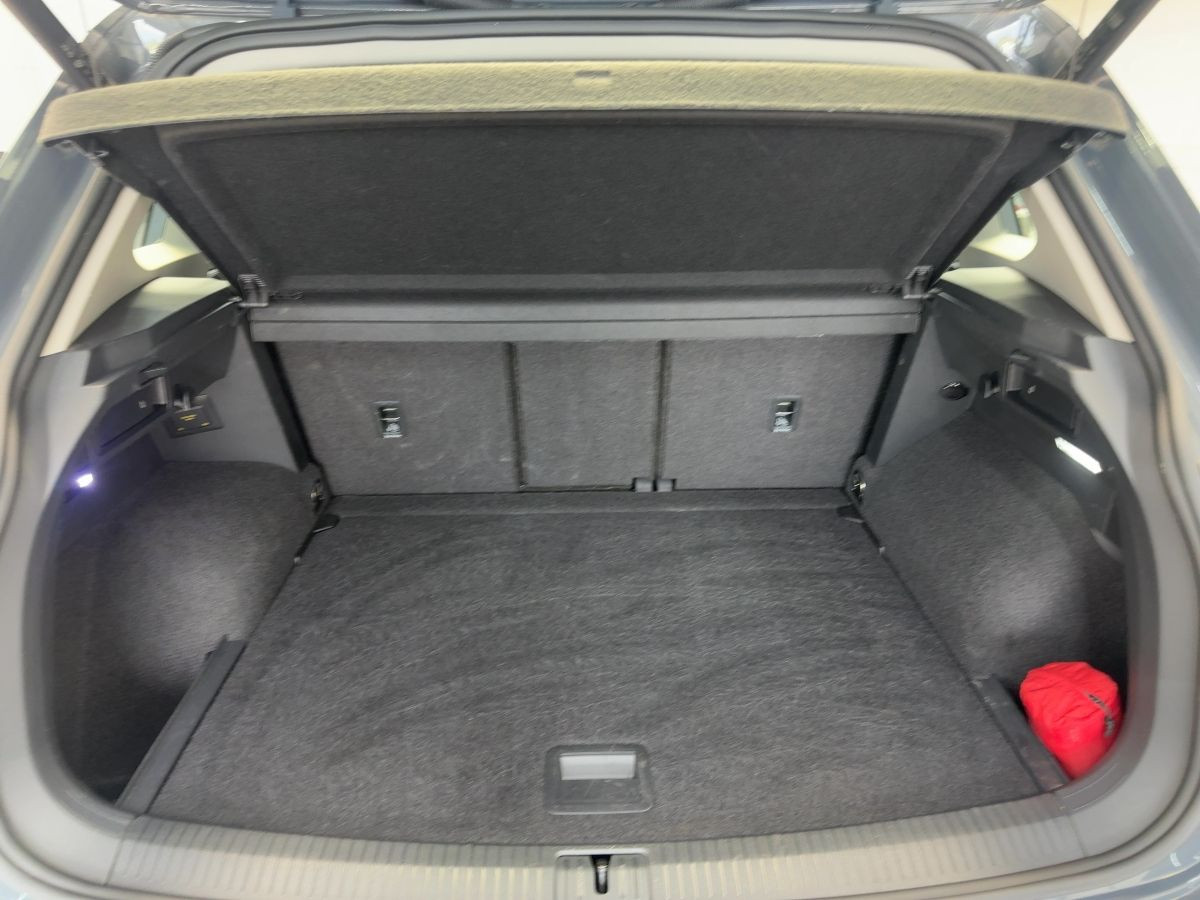 Tiguan 2.0 TDI DSG Elegance ACC Navi LED-Matrix Sitzh. Climatronic Lane-Ass. DAB+