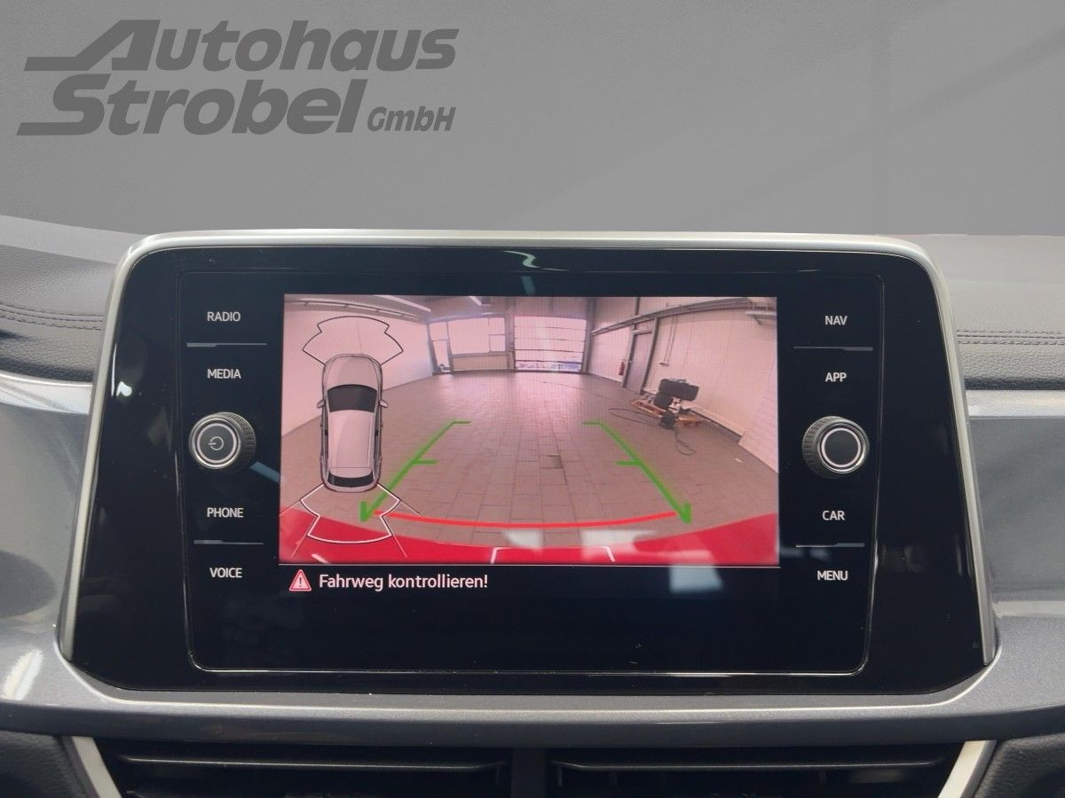 T-Roc 1.5 TSI DSG Style ACC Navi LED-Matrix Pano Kamera Keyless