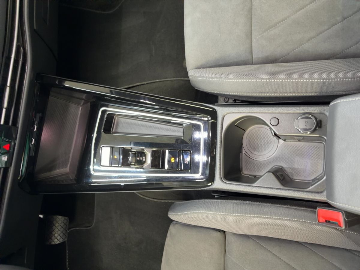 Golf VIII 2.0 TSI DSG 4M Style ACC ergo LED Keyless Bluet. Sitzh. Climatronic