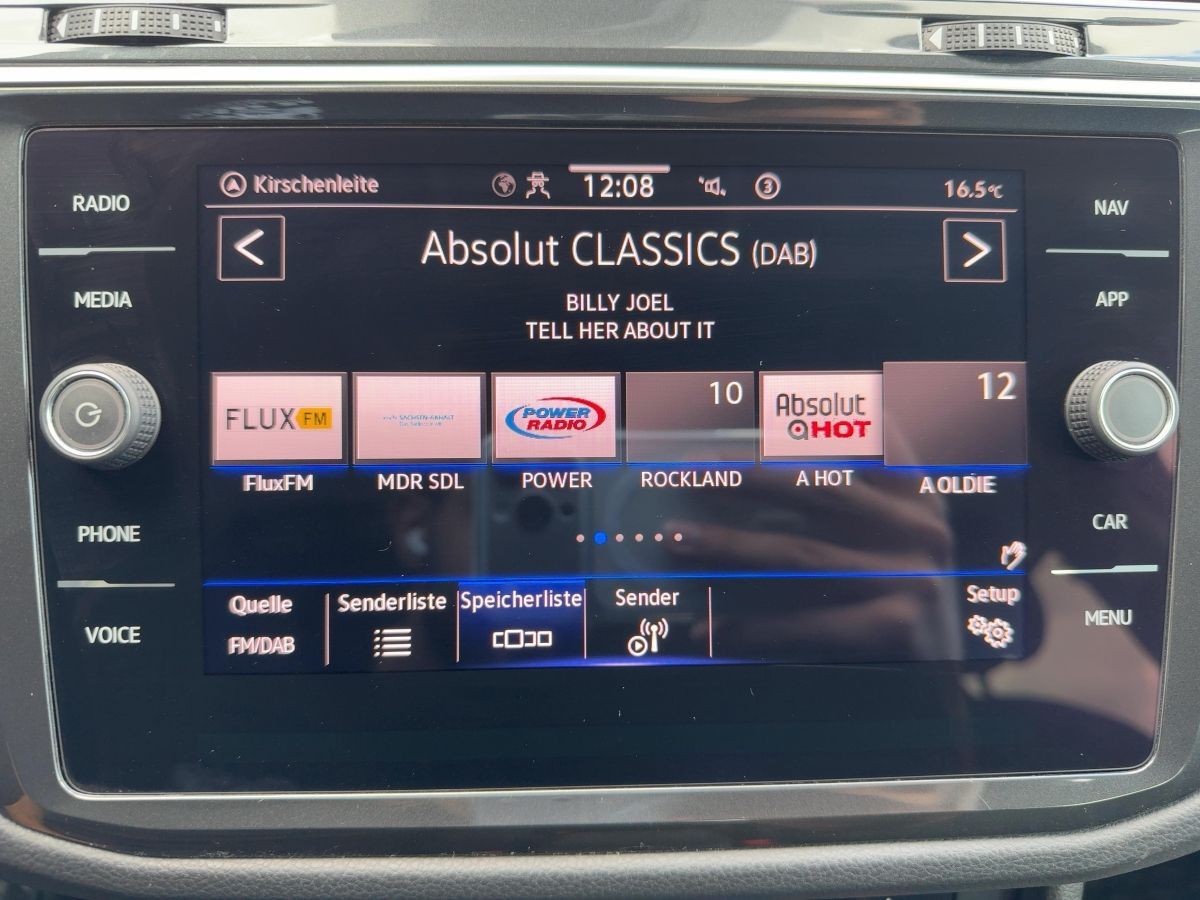 Tiguan 1.5 TSI DSG Elegance ACC Navi LED-Matrix Kamera Sitzh. Climatronic Bluet.