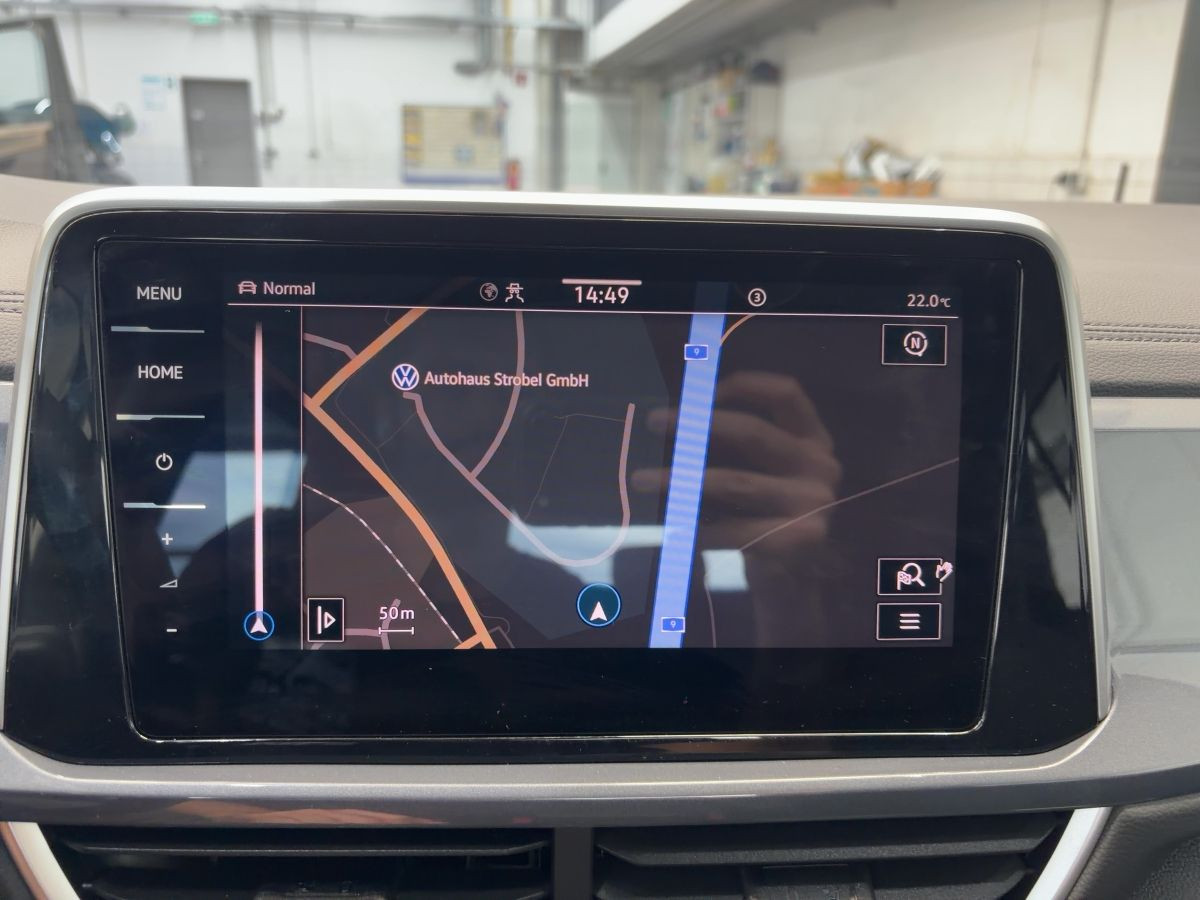 T-Roc 1.5 TSI DSG ACC AHK Navi LED-Plus Standh. Sitzh. Climatronic Lane-Ass DAB+