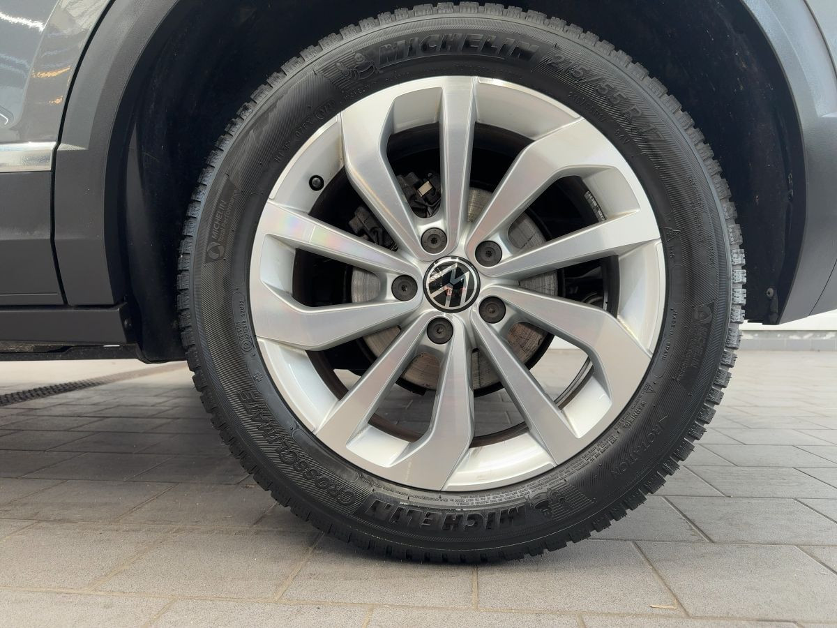 T-Roc 1.5 TSI DSG ACC LED-Plus Navi Sitzh. Einparkh. Climatronic Lane-Ass. DAB+