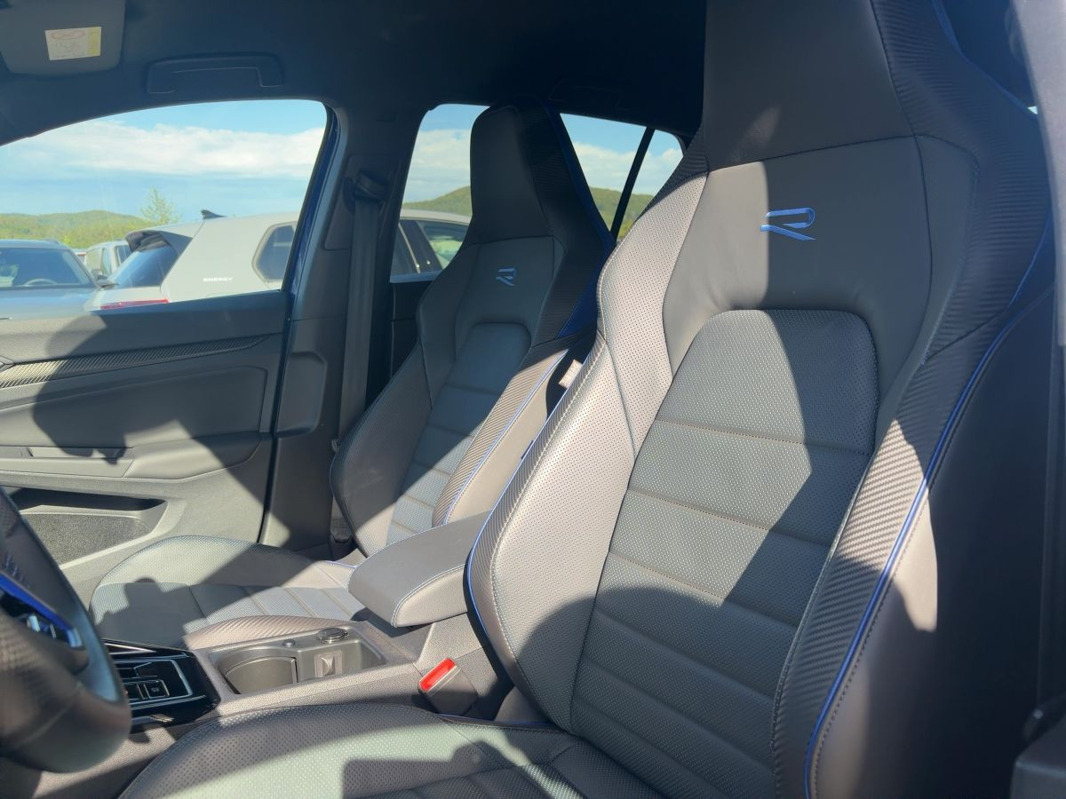 Golf VIII R 2.0 TSI DSG 4M 