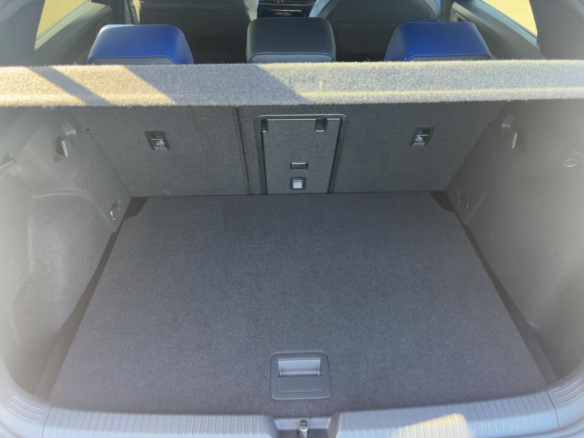Golf VIII R 2.0 TSI DSG 4M 