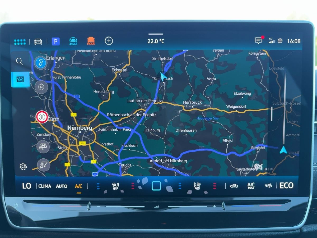 ID.7 Tourer Pro S 91 kWh ab 2,49% Wärmep. ACC DCC AHK Navi LED-Matrix
