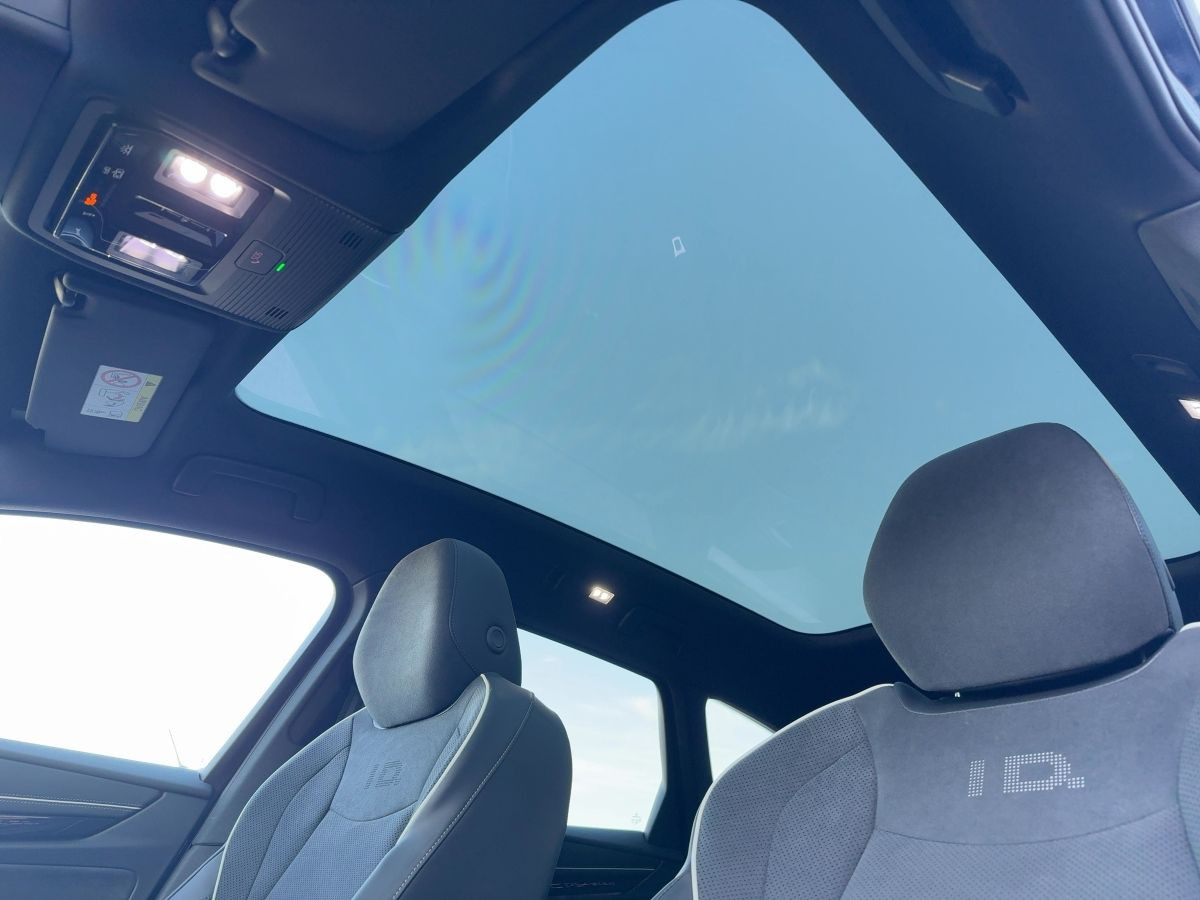 ID.7 Tourer Pro S 91 kWh ab 2,49% Wärmep. ACC DCC AHK Navi LED-Matrix