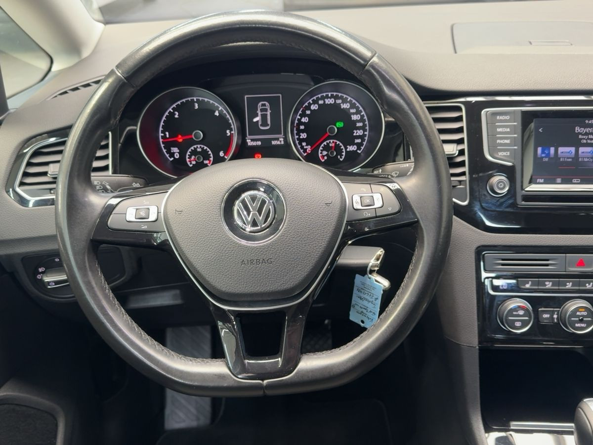 Golf Sportsvan 2.0 TDI DSG Highline AHK BI-Xenon Navi Parkp. Climatronic