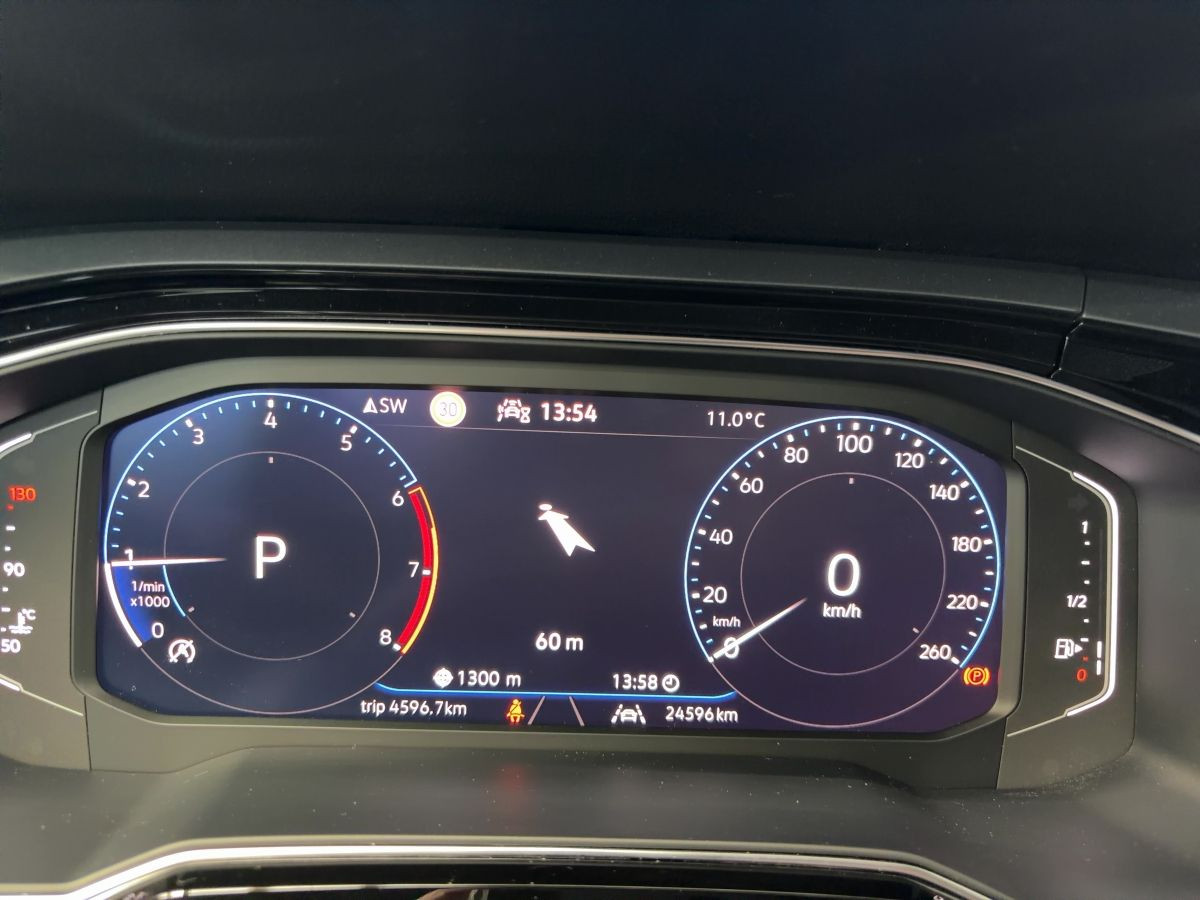 Polo 1.0 TSI DSG R-Line ACC Navi LED-Matrix Kamera Keyless Bluet. Sitzh.
