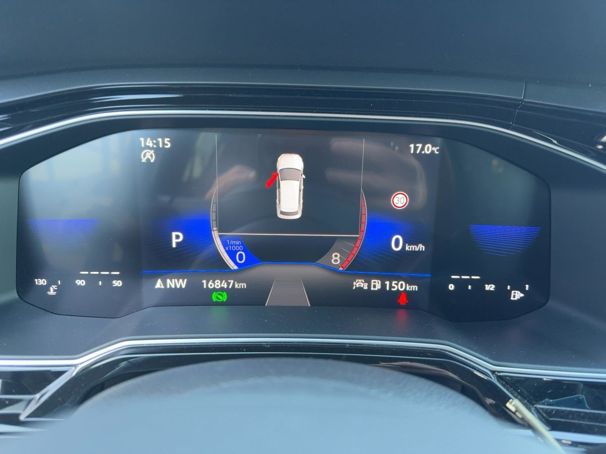 Polo 1.0 TSI DSG R-Line Navi LED-Matrix Kamera Front Ass. Lane Ass. Sitzh.