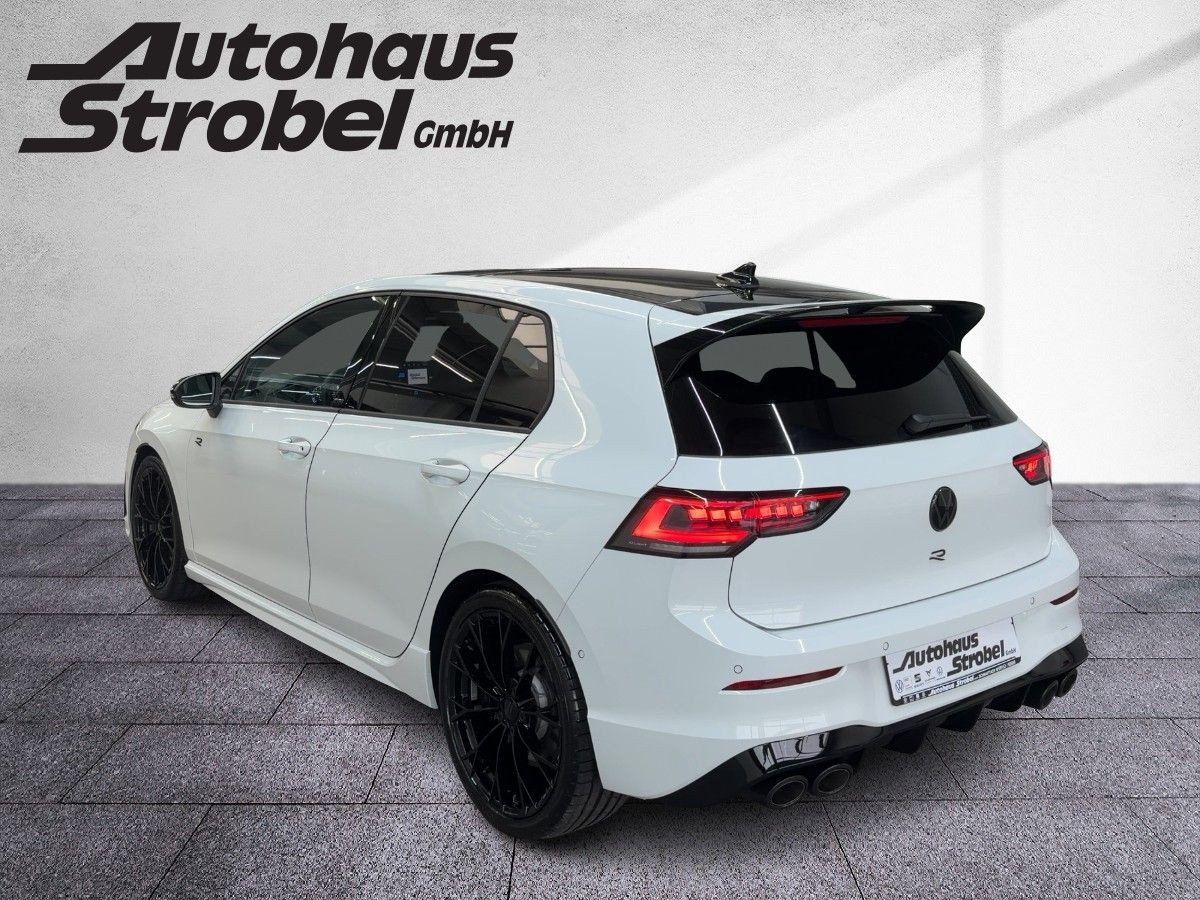 Golf VIII R 2.0 TSI DSG 4M