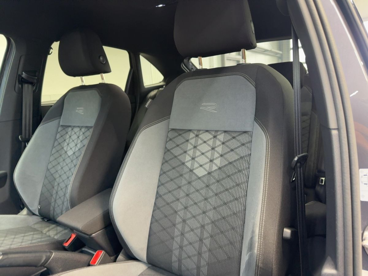 Taigo 1.5 TSI DSG R-Line ACC Kamera LED-Matrix Climatronic Bluet. Sitzh.