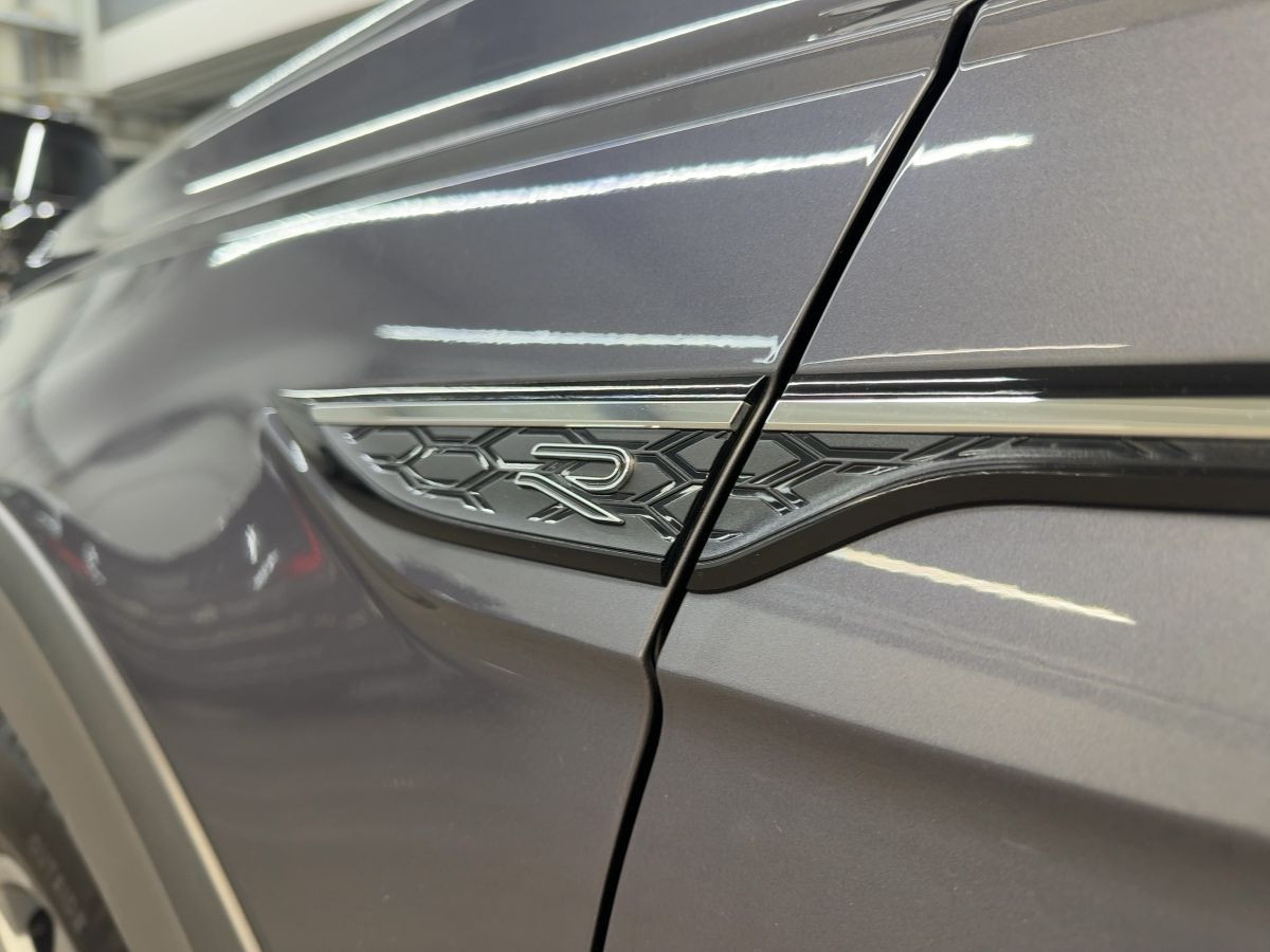 Taigo 1.5 TSI DSG R-Line ACC Kamera LED-Matrix Climatronic Bluet. Sitzh.